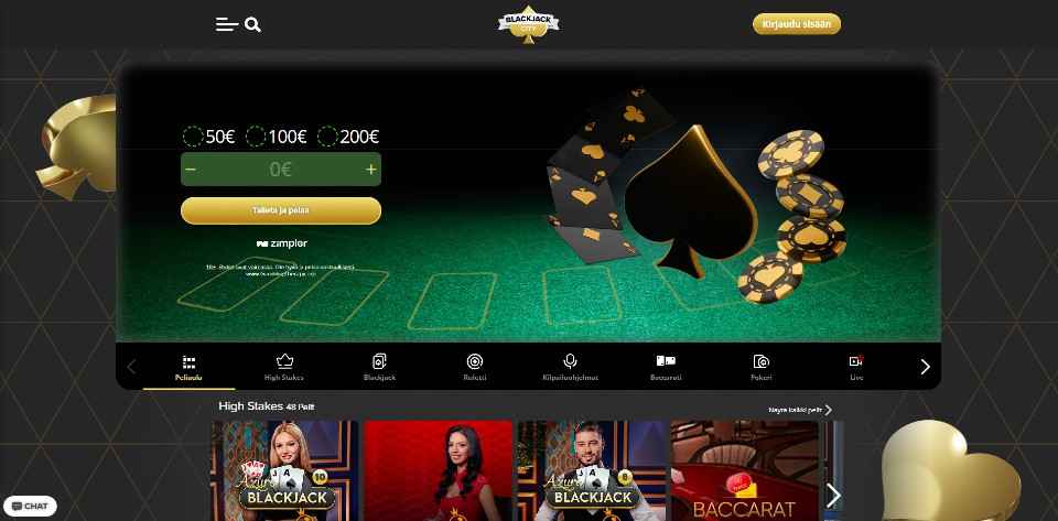 Kuvankaappaus Blackjack City Casinon etusivusta, näkyvissä Pay N Play -talletusikkuna, valikot, pöytäpelejä ja taustalla blackjackpöytä