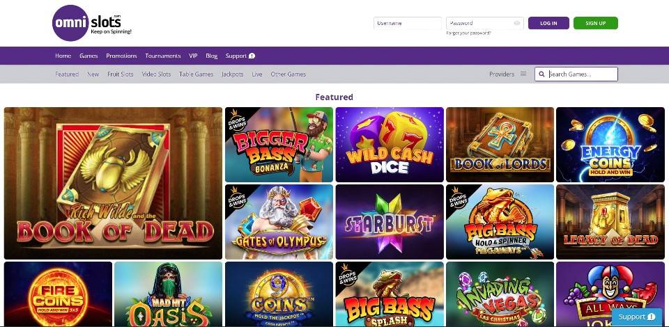 Kuvankaappaus Omni Slots Casinon peliaulasta, näkyvillä valikot ja 15 peliautomaatin kuvakkeet